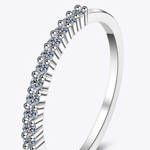 925 Sterling Silver Inlaid Moissanite Polished Ring For Women